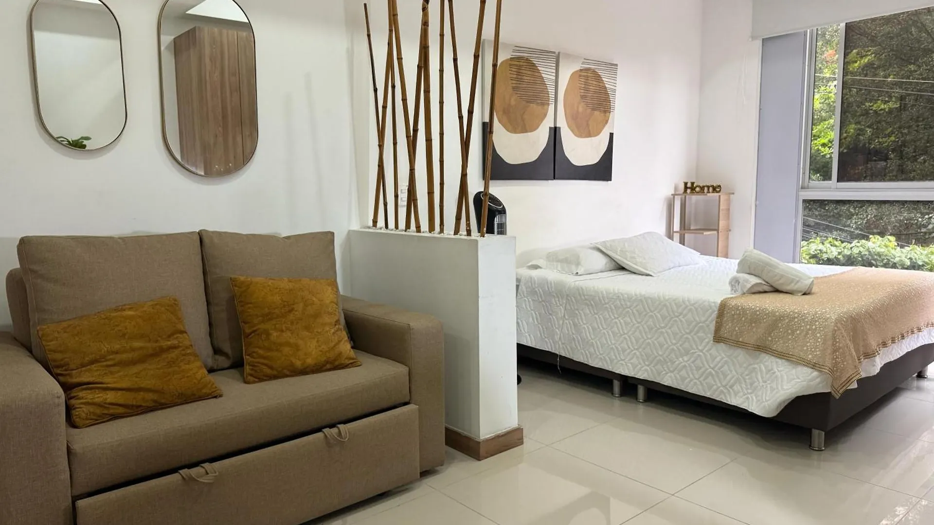 Alma Loft Apto In Poblado Medellín 0*,